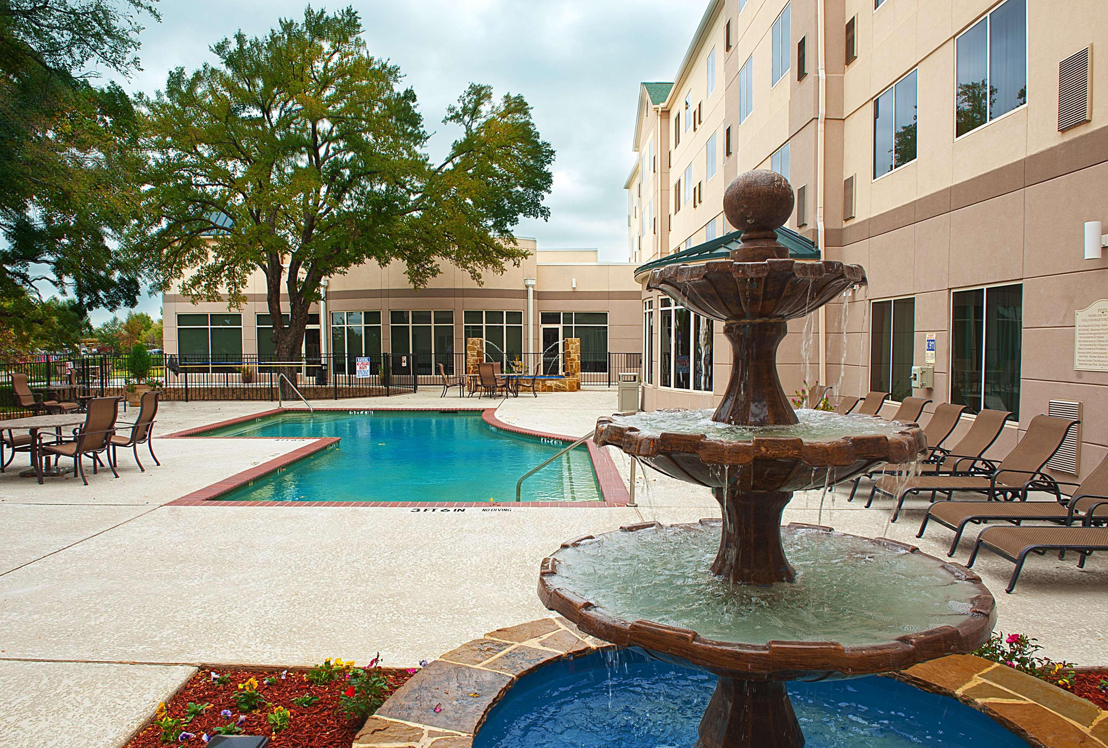 Hilton Garden Inn Dfw Airport South Irving Exterior photo