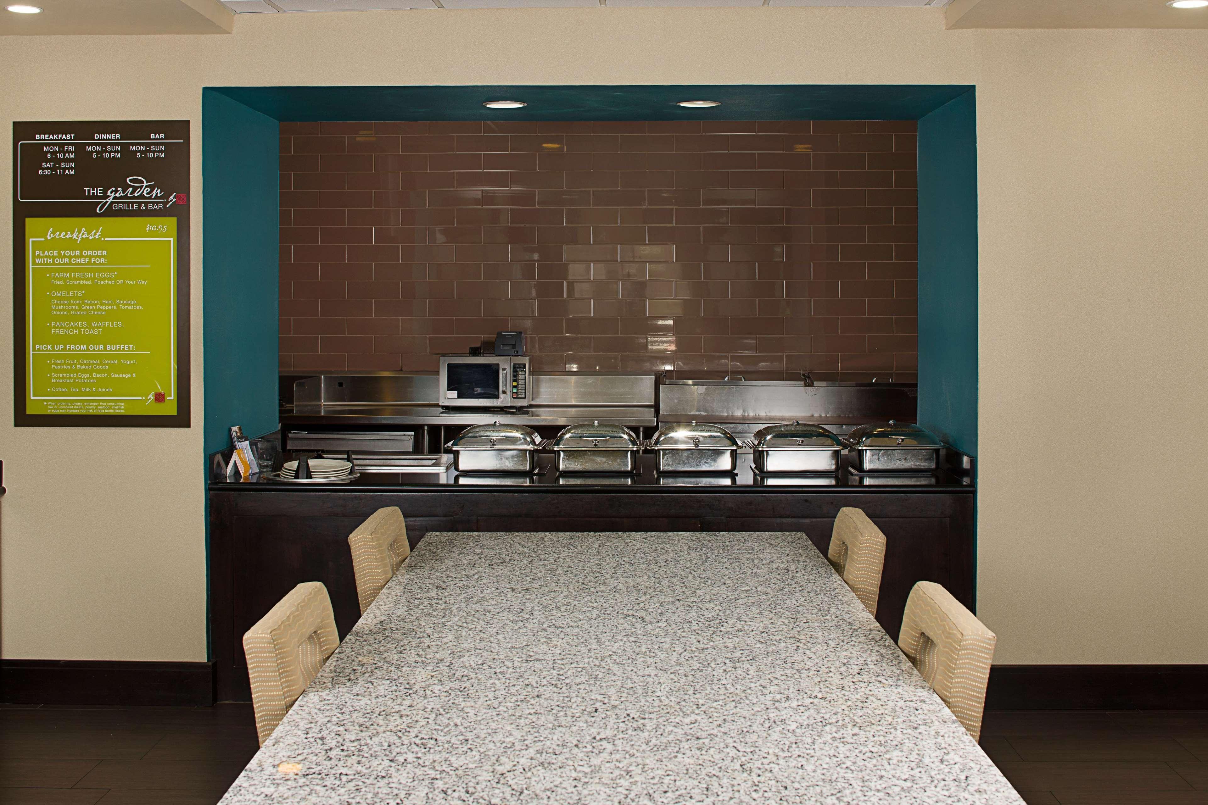 Hilton Garden Inn Dfw Airport South Irving Exterior photo